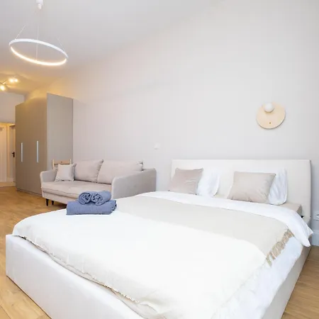 Lux - Heart Of The Old Town Check In 24h Apartmán